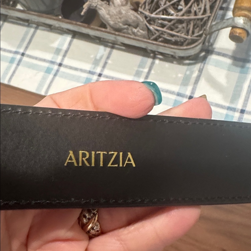 Aritzia leather belt - Picture 5 of 7